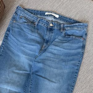 Levi's Signature Women's Mid Rise Boyfriend Blue Jeans Size 18